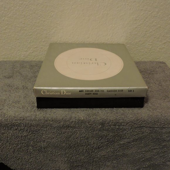 Vintage Christian Dior Cardboard Sales Box - Picture 3 of 7